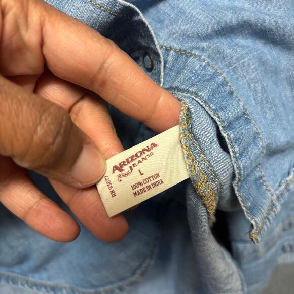 Vintage Arizona Jean Denim Shirt Snap Button Convertible Faded Y2K 90s Western - Picture 11 of 13